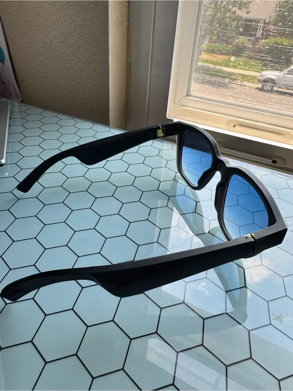 Bose Alto Bluetooth Audio Sunglass Frame with Blue and Sliver Replacement Lenses